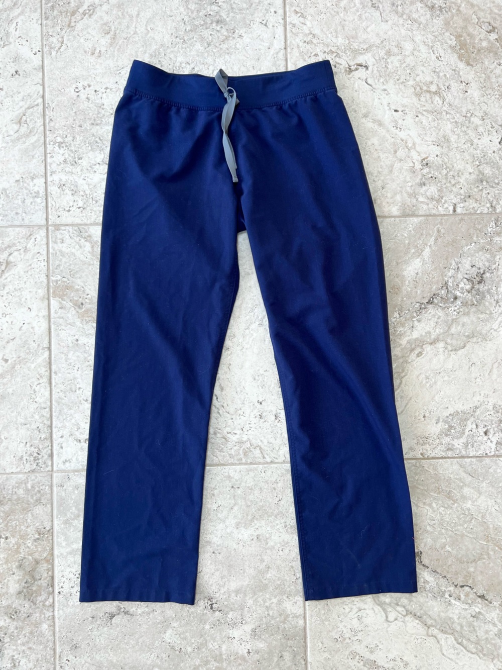 FIGS Livingston Straight Leg Basic Scrub Pants Navy Blue (PO# 1337), size Small